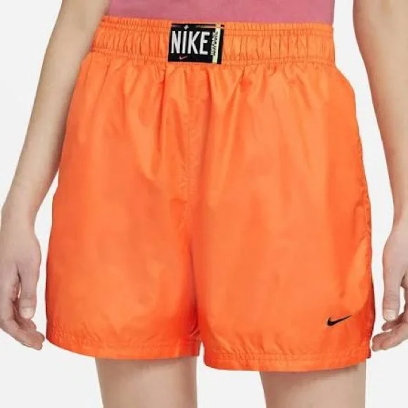 Nike Sportswear Woven Women's Shorts - Picture 1 of 6